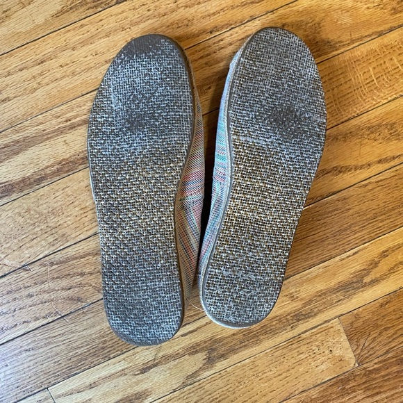 Toms Classic Canvas - Picture 2 of 3